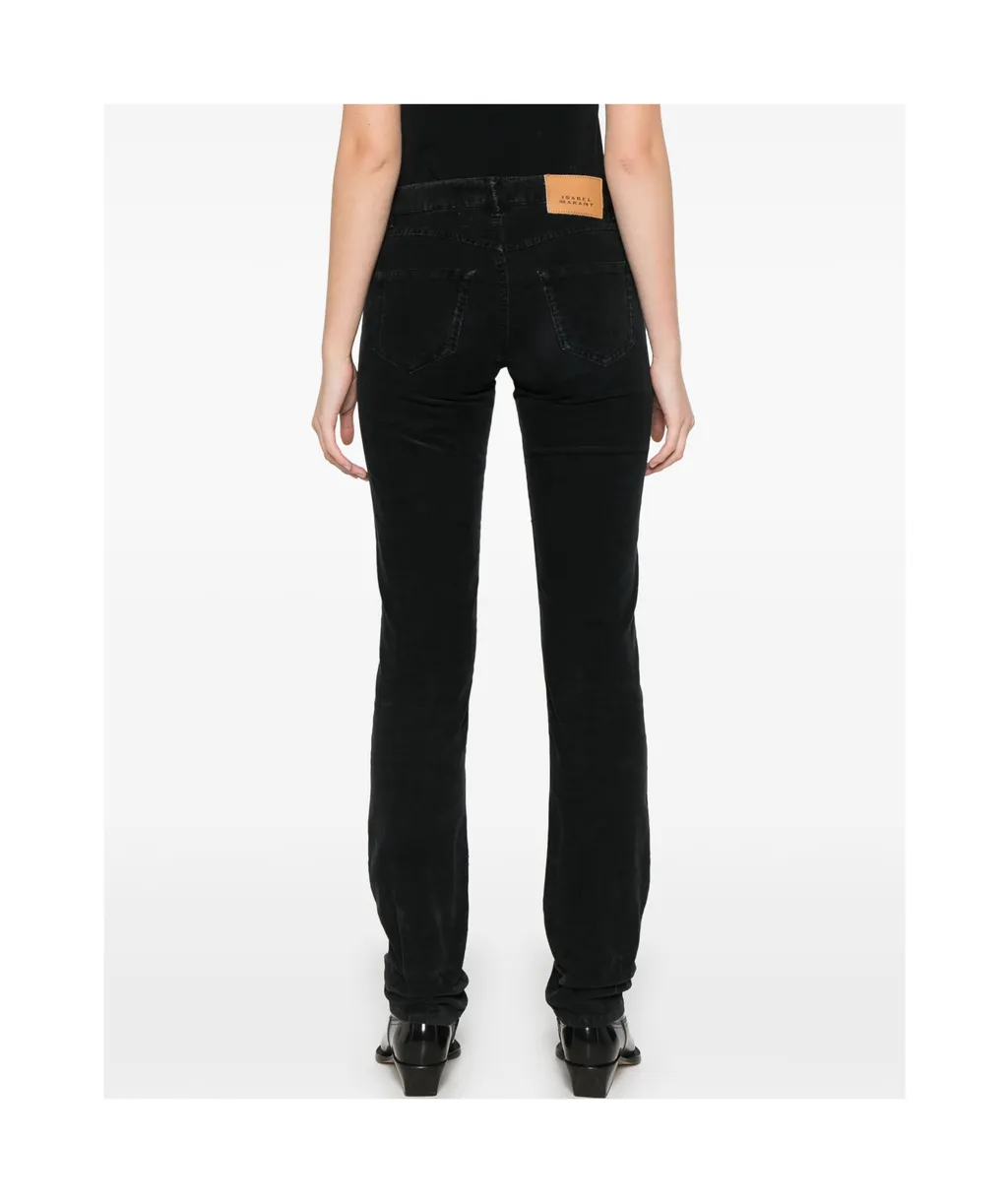 Belt-Loop Jeans