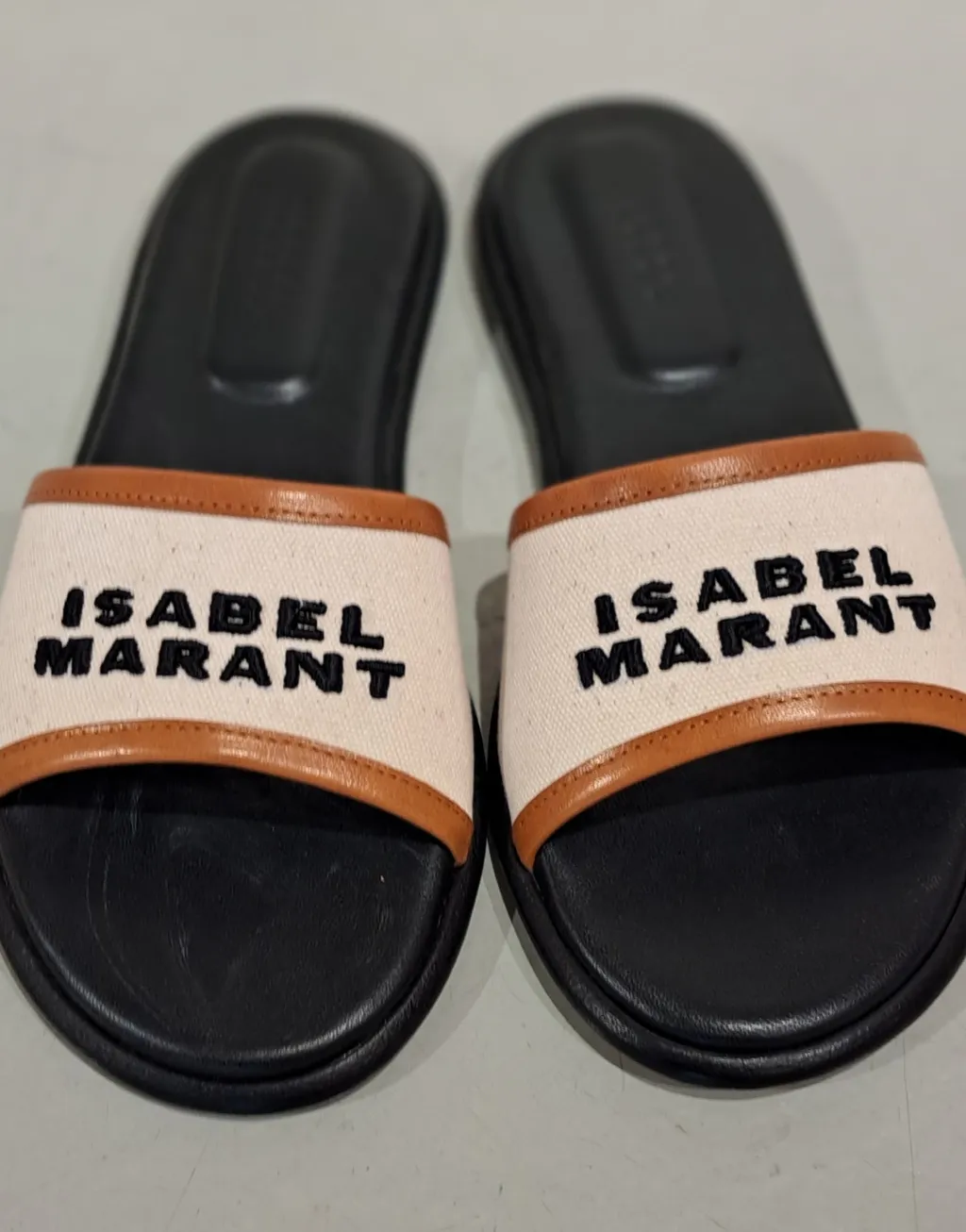 Open-Toed Slippers