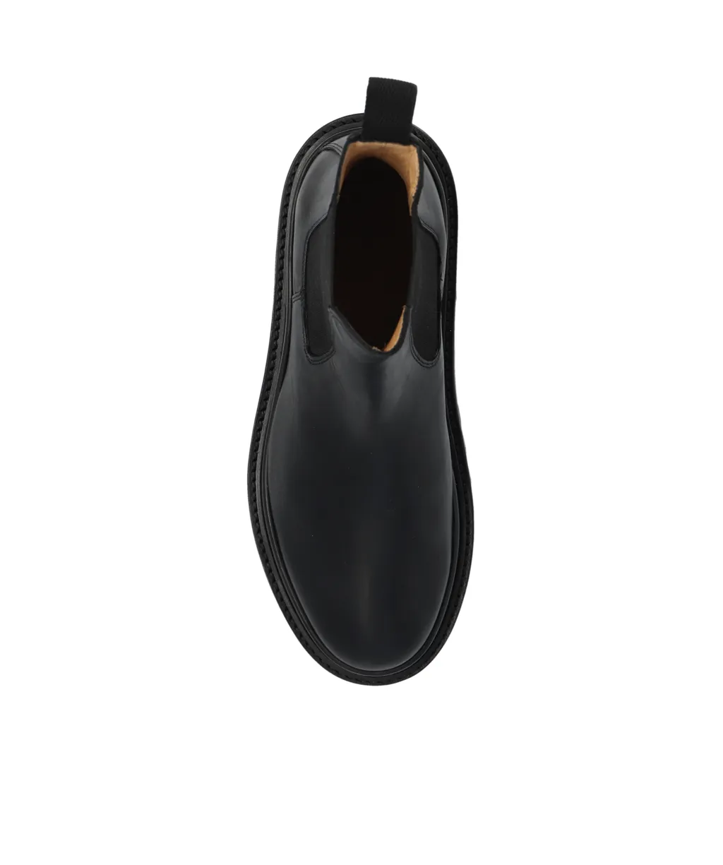 Castay Round Toe Chelsea Boots