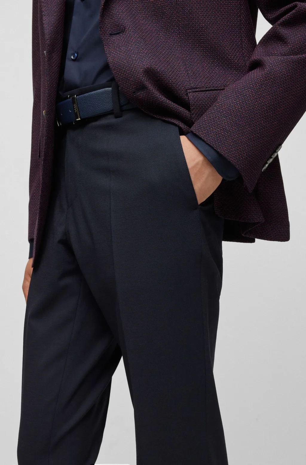 Mid-Rise Tapered Tailored Trousers