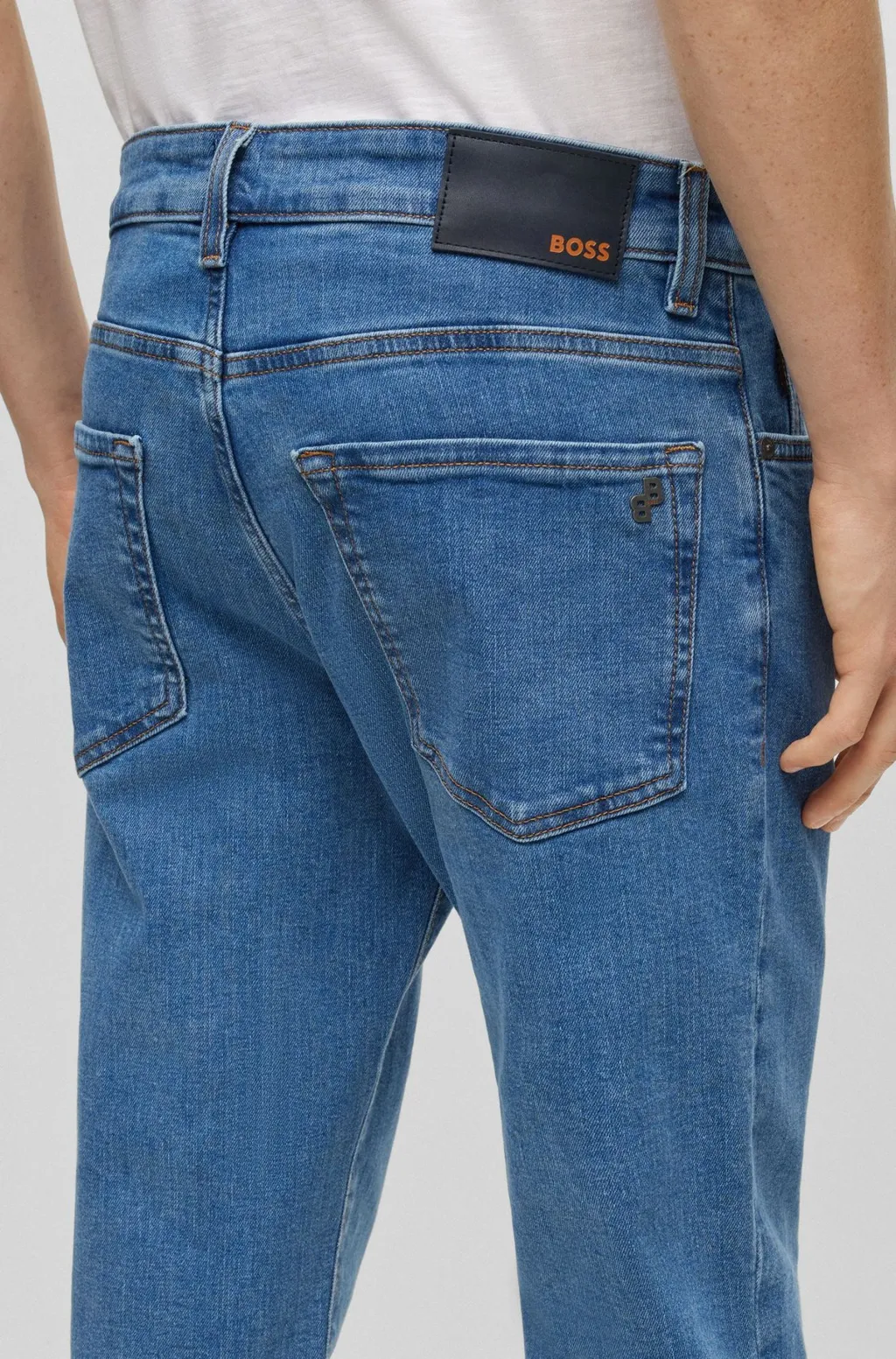 Belt-Loop Jeans