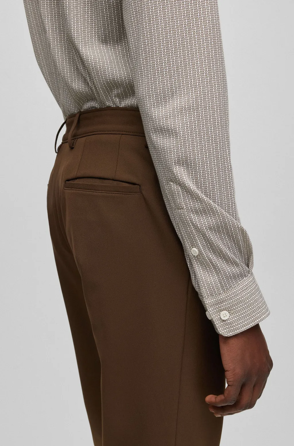 Stretch Fabric Unpleated Casual Pants