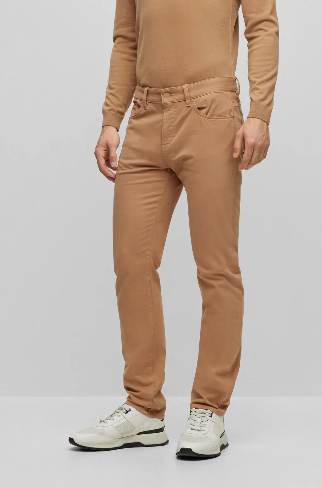 Belt-Loop Jeans