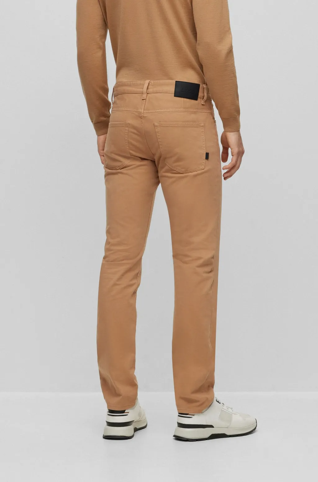 Belt-Loop Jeans