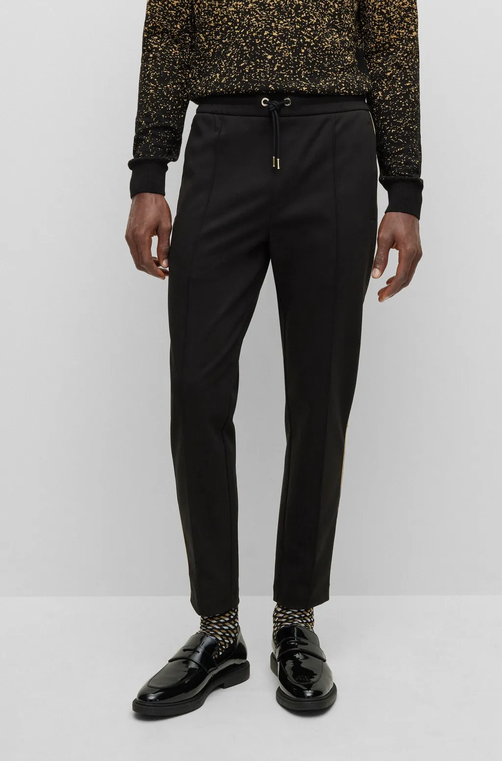 Rolling-Edged Sweatpants