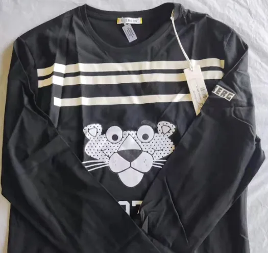 Printed Long-Sleeved T-Shirt