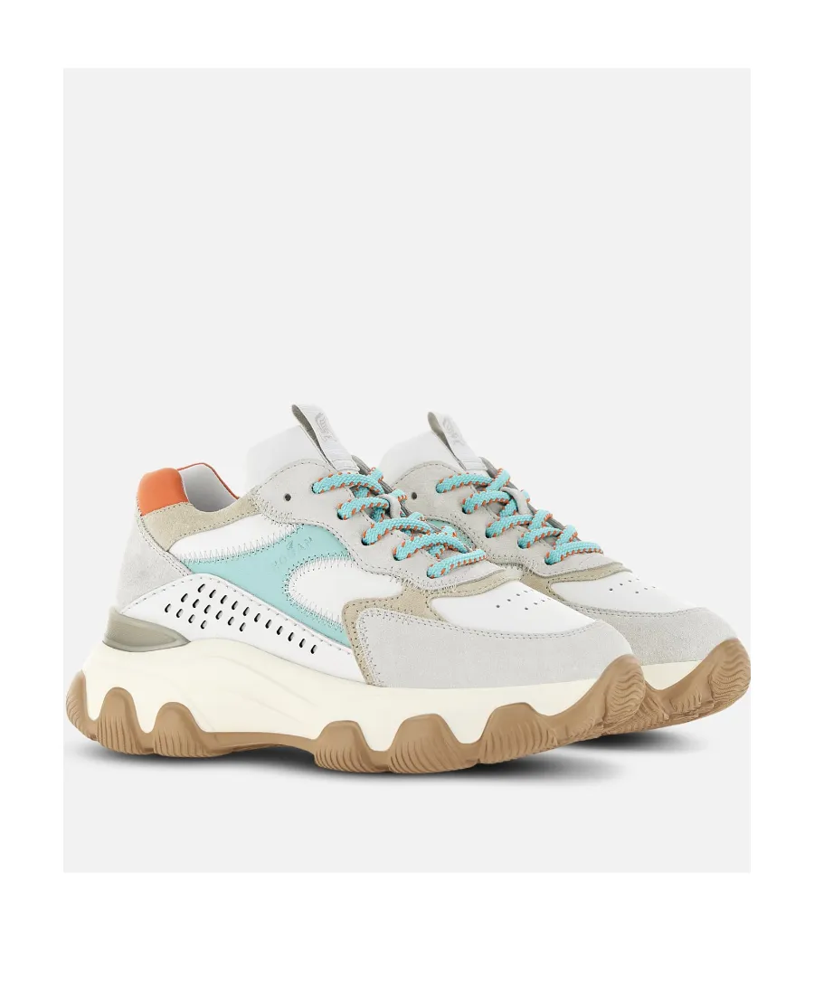 Hyperactive Low-Top Sneakers
