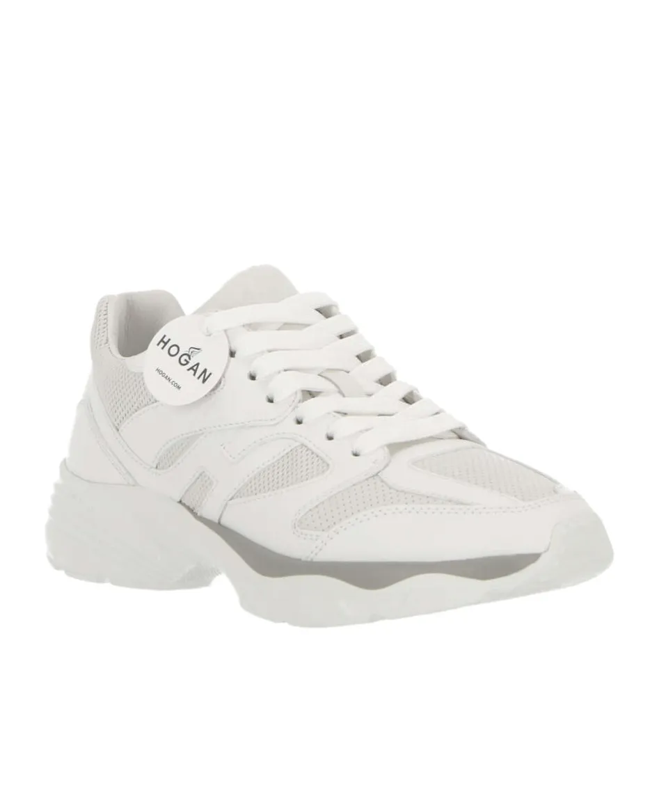 H665 Panelled Lace-Up Sneakers