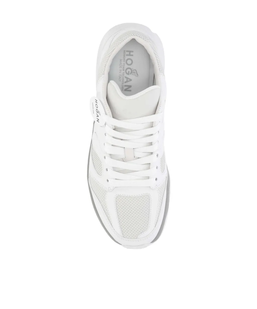 H665 Panelled Lace-Up Sneakers