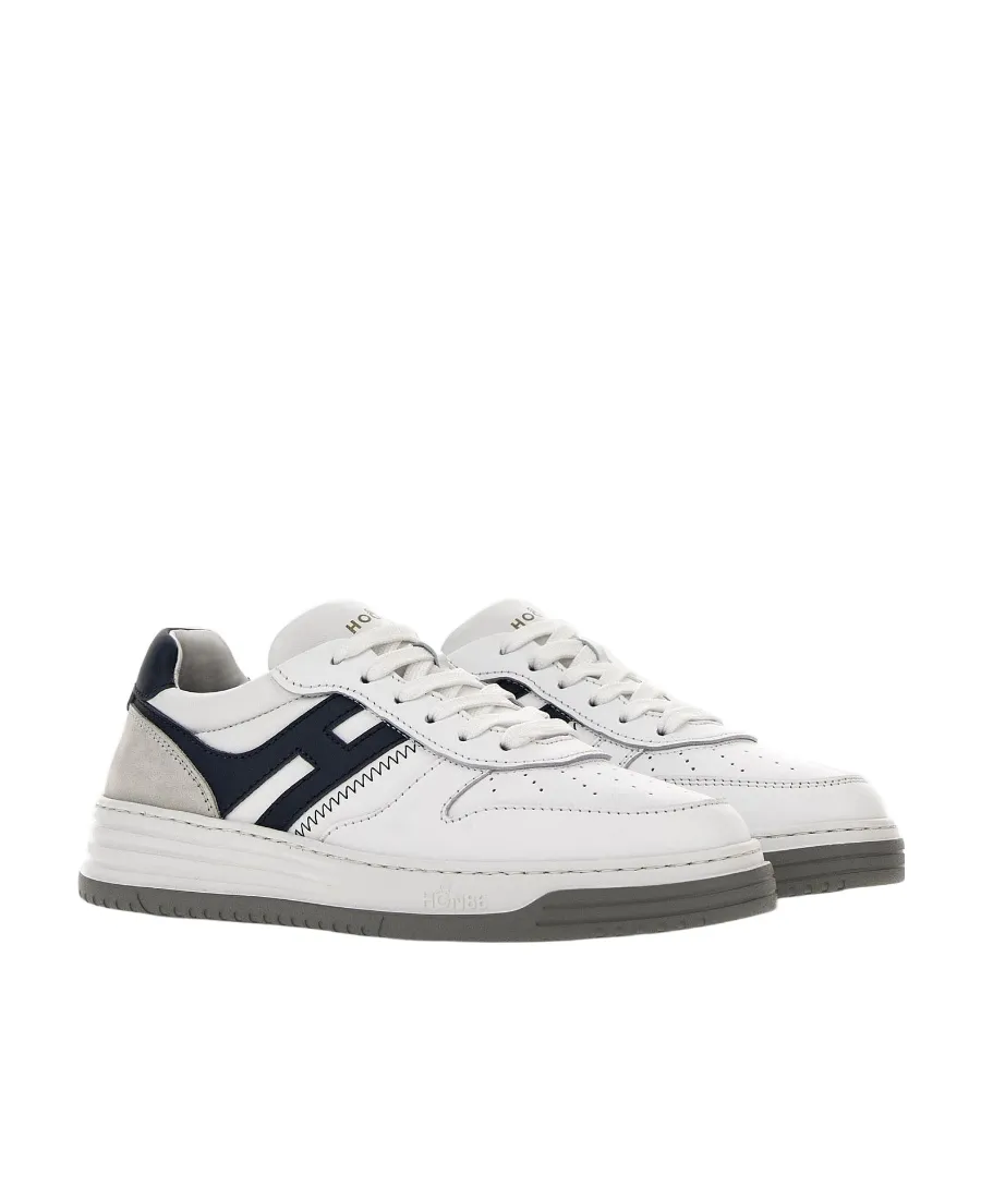 H630 Low-Top Sneakers