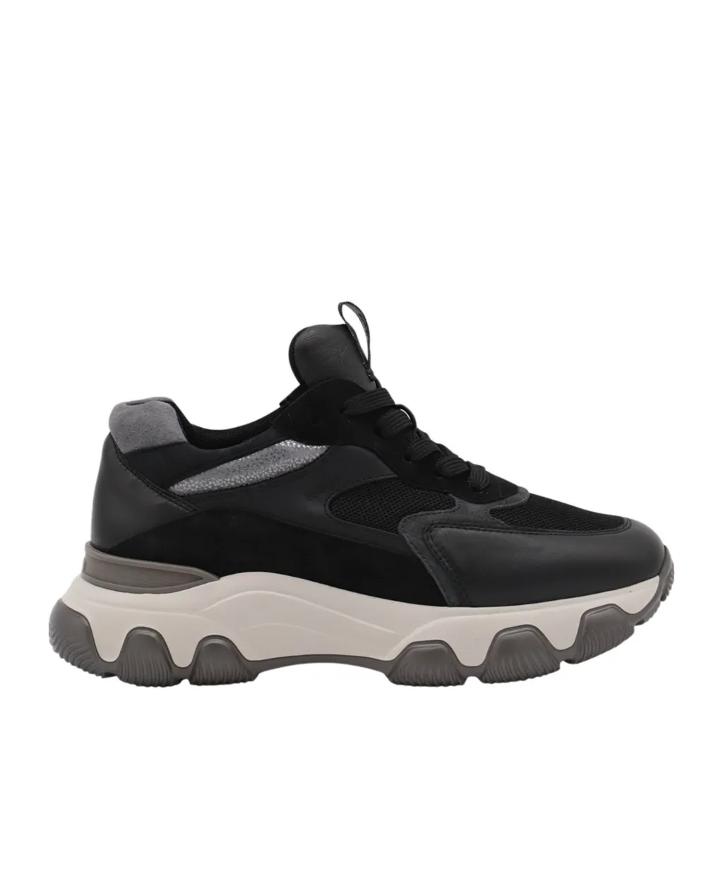 Low-Top Laced Sneakers