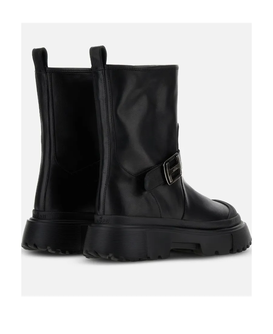 Logo Buckled Round-Toe Boots