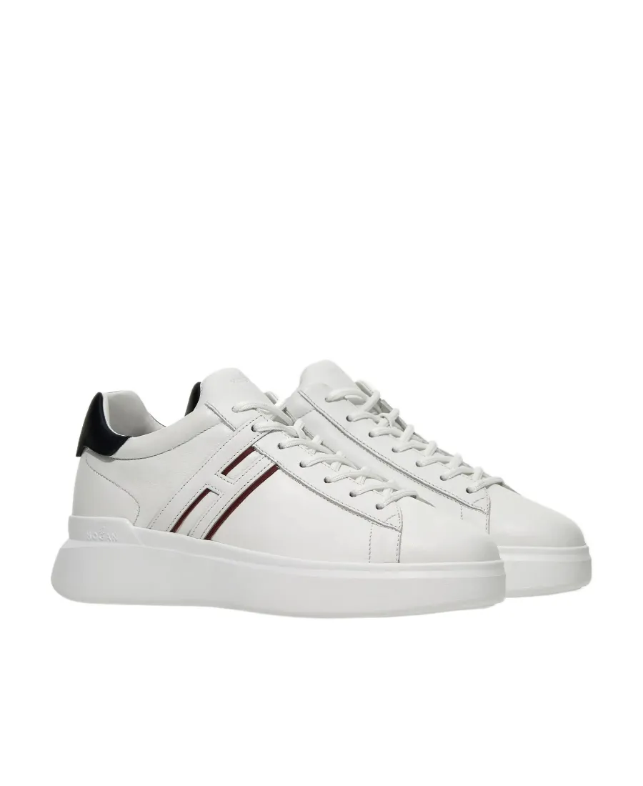 H580 Low-Top Sneakers