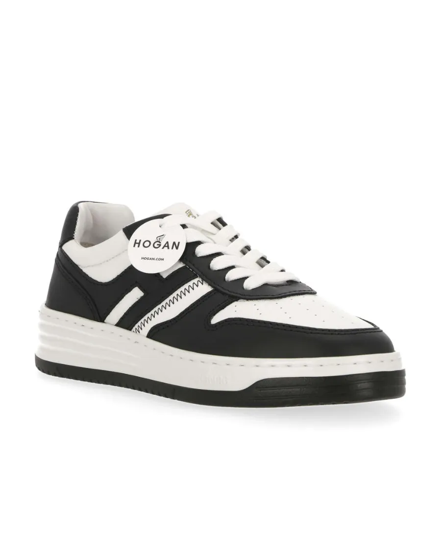 H630 Low-Top Sneakers