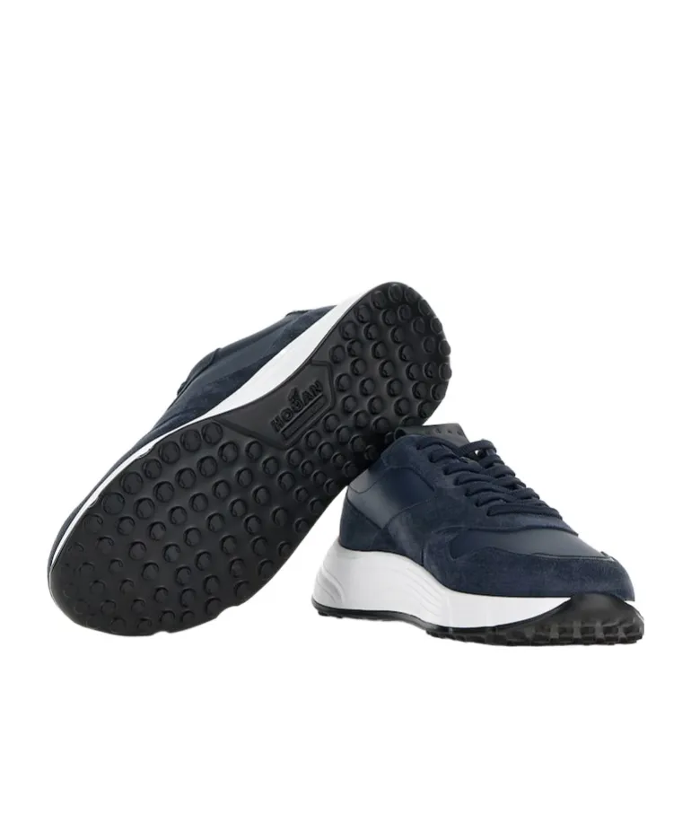 Hyperlight Lace-Up Sneakers