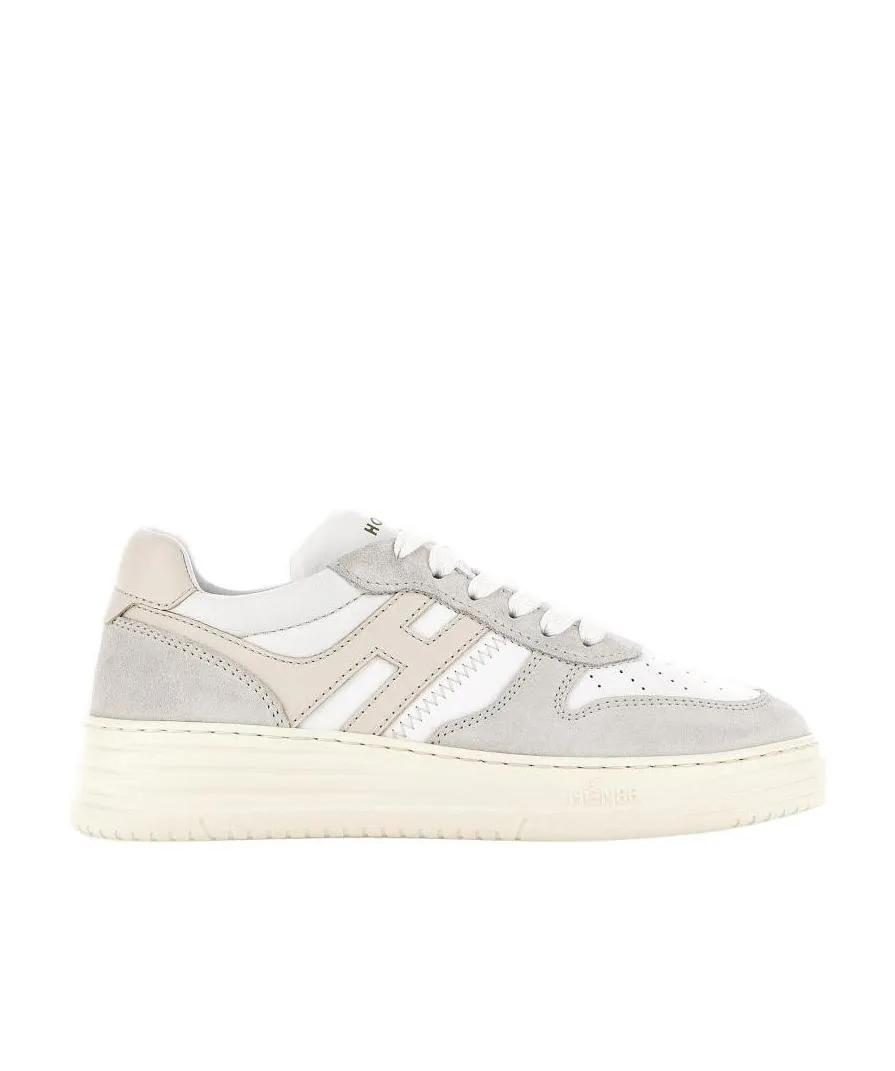 H630 Low-Top Sneakers