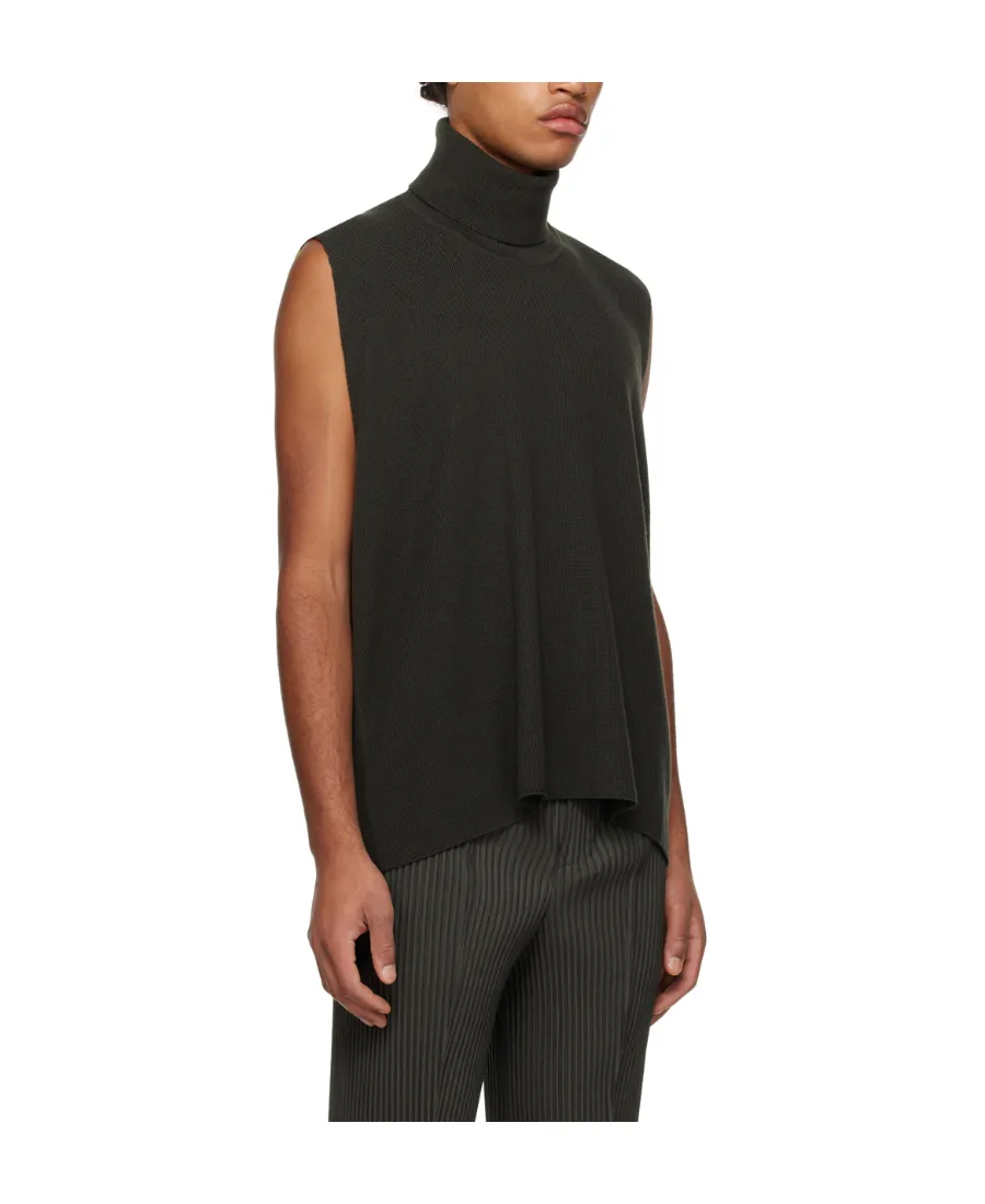 Wool High-Necked Vest