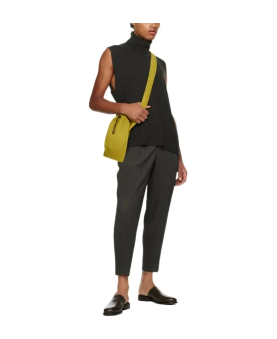 Wool High-Necked Vest