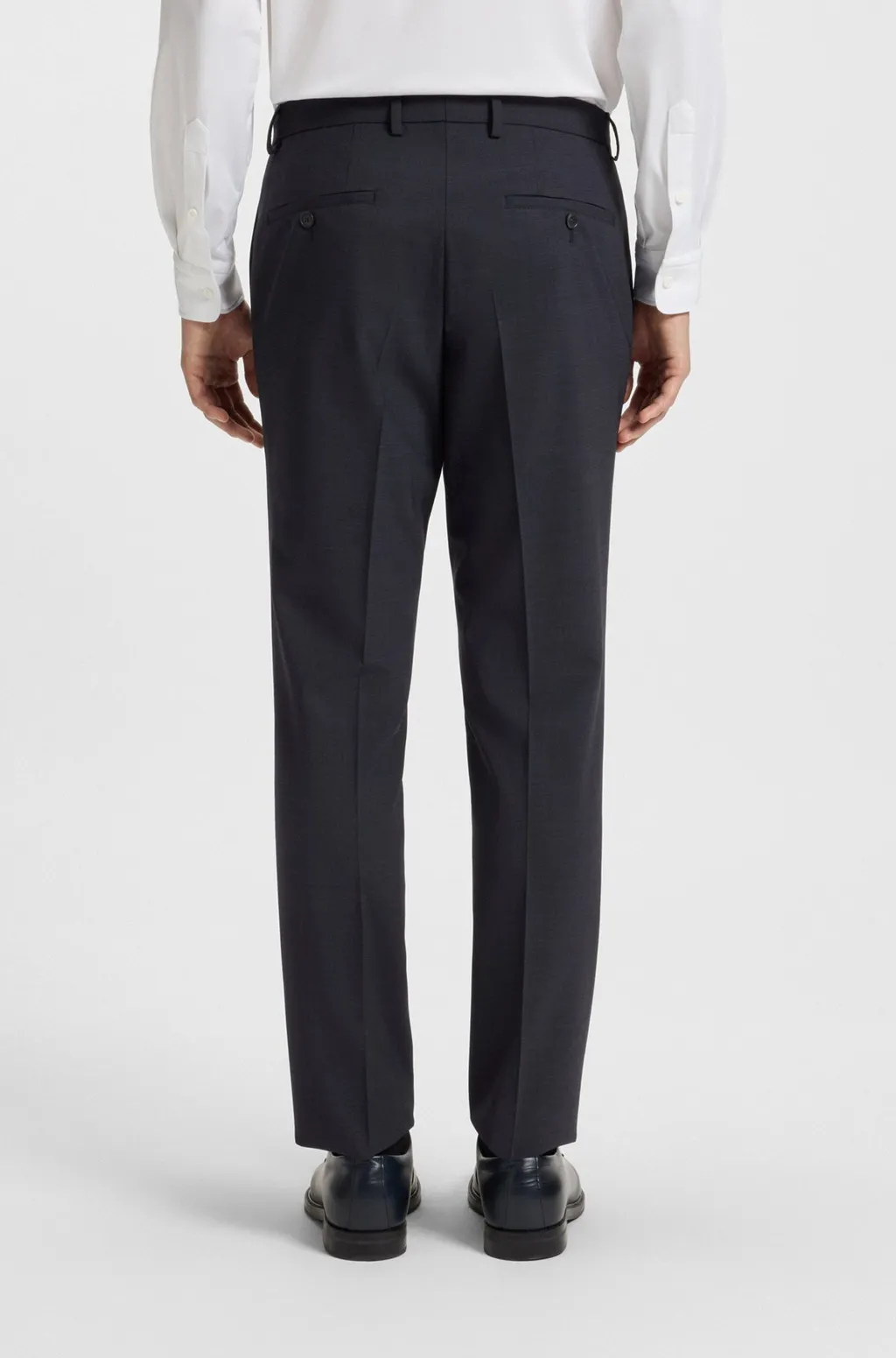 P-Huge Suit