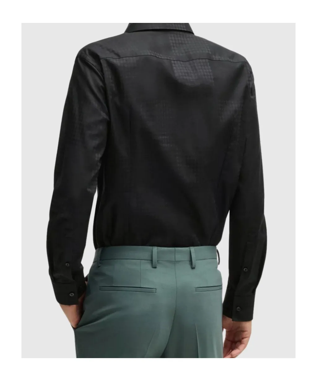 Long-Sleeved Shirt