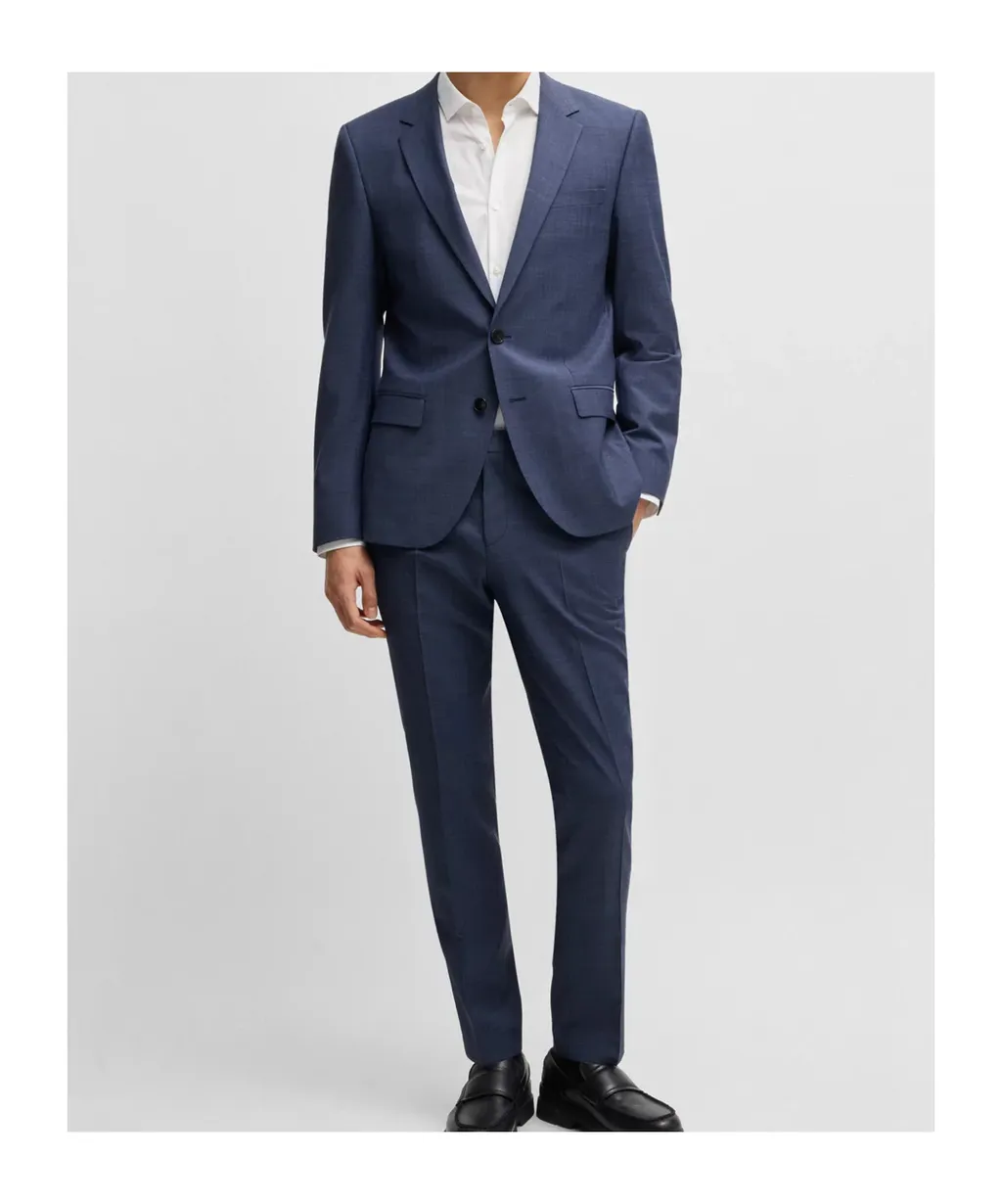 Long-Sleeved Suit