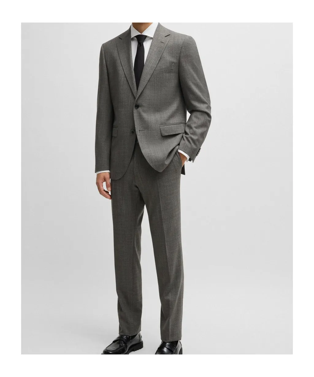 Long-Sleeved Suit