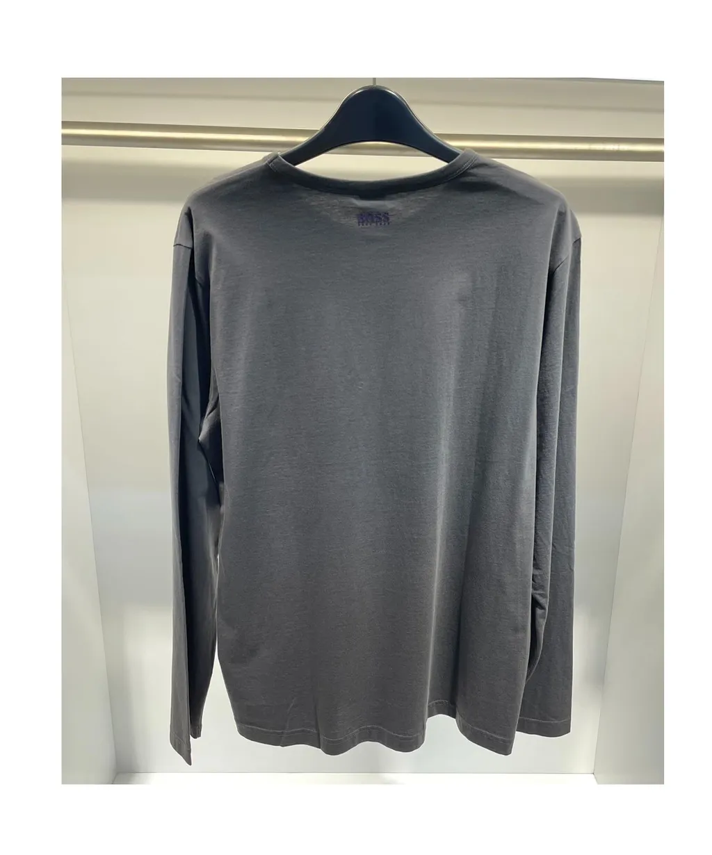 Round Collar Long-Sleeved T-Shirt