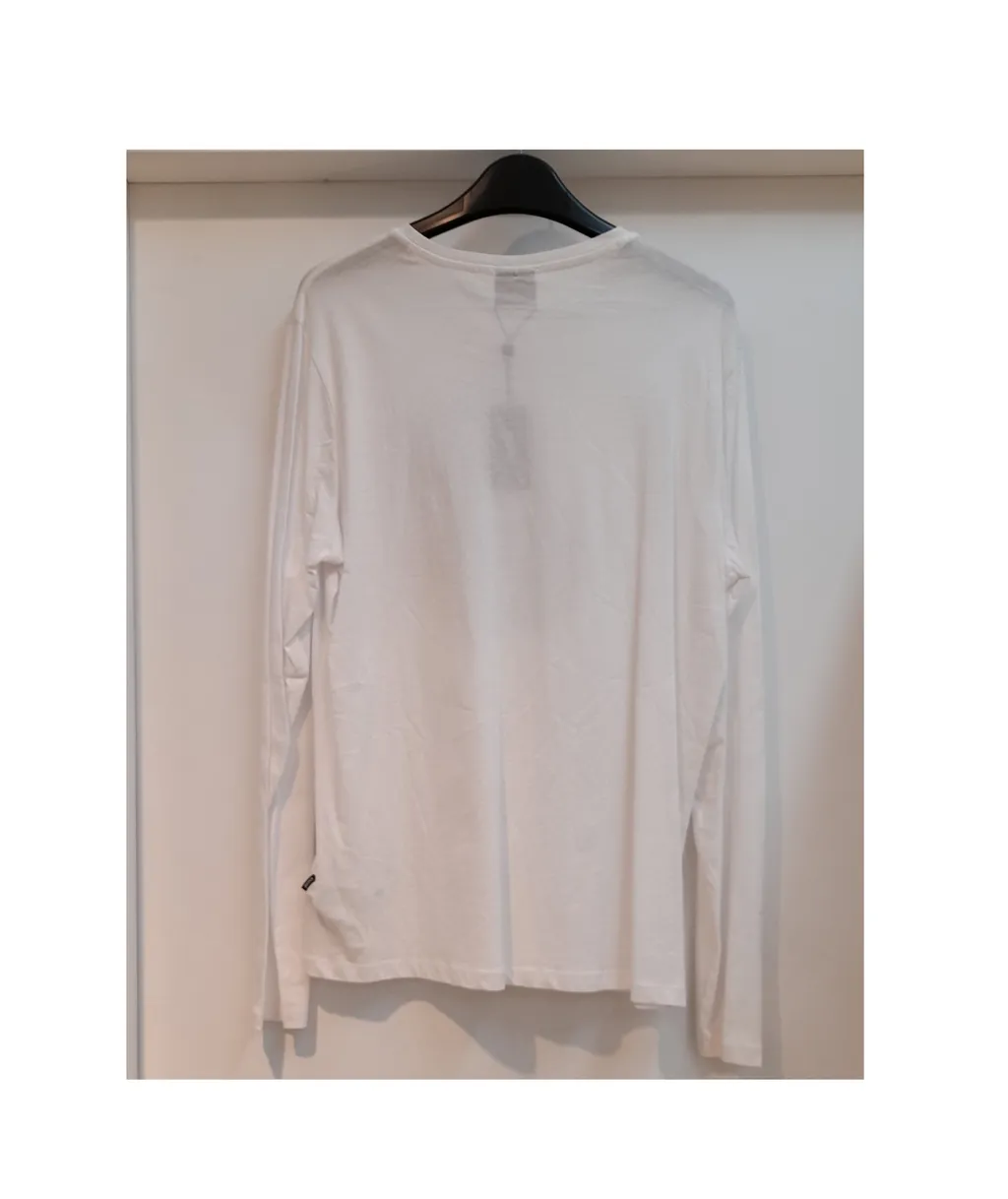 Round Collar Long-Sleeved T-Shirt