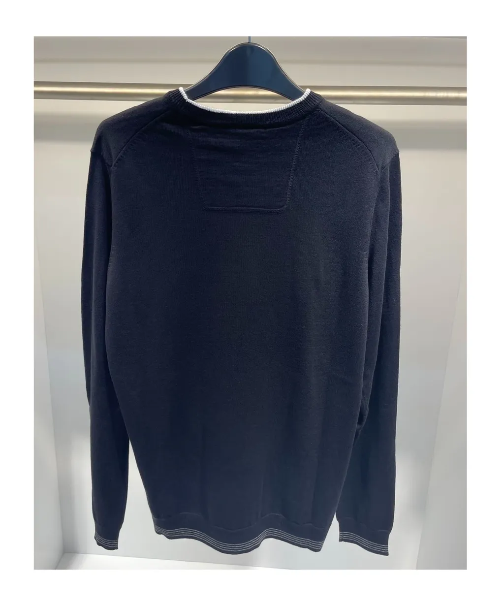 Round-Collar And Long-Sleeved Sweater