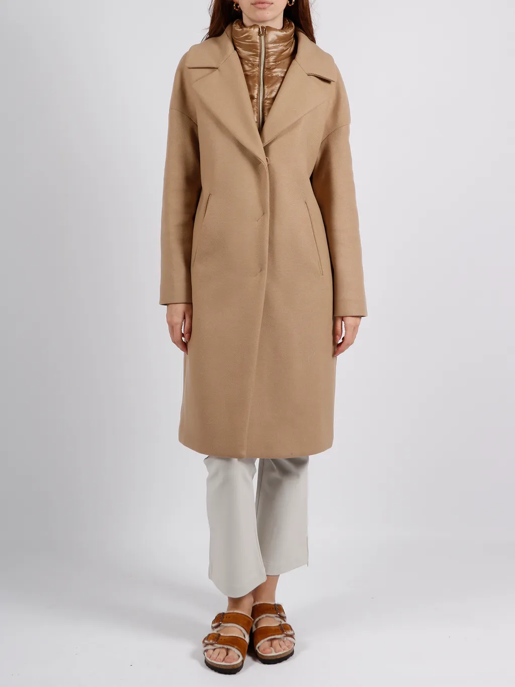 Padded-Collar Single-Breasted Long Sleeved Coat