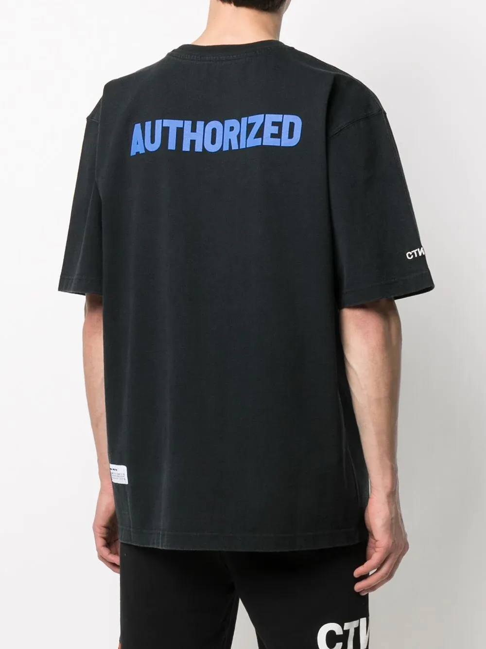 Logo Print Short-Sleeved T-Shirt