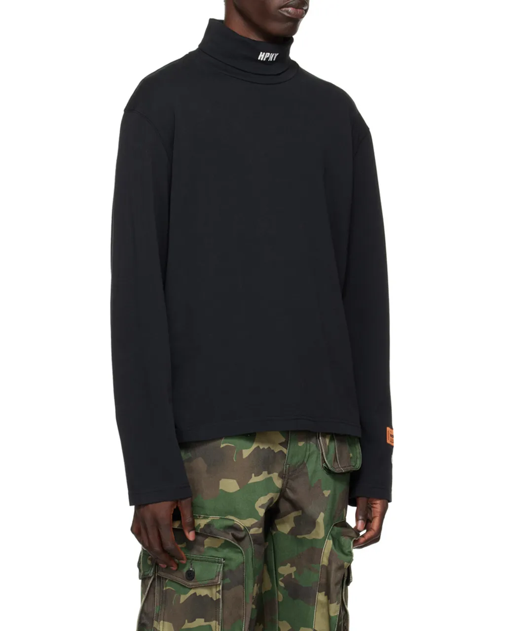 Logo Embroidered Long-Sleeved T-Shirt