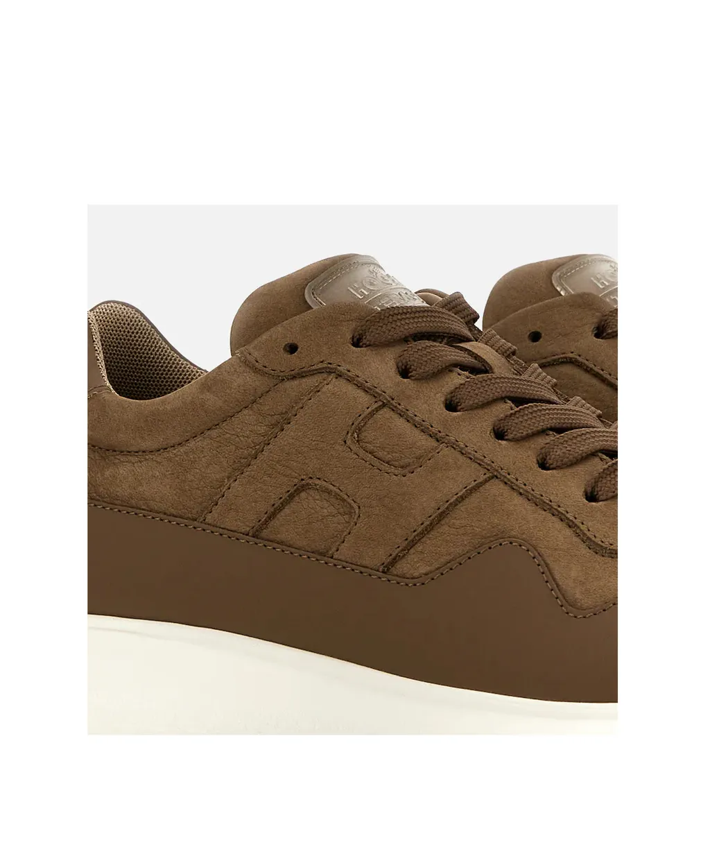 Interactive 3 Lace-Up Sneakers