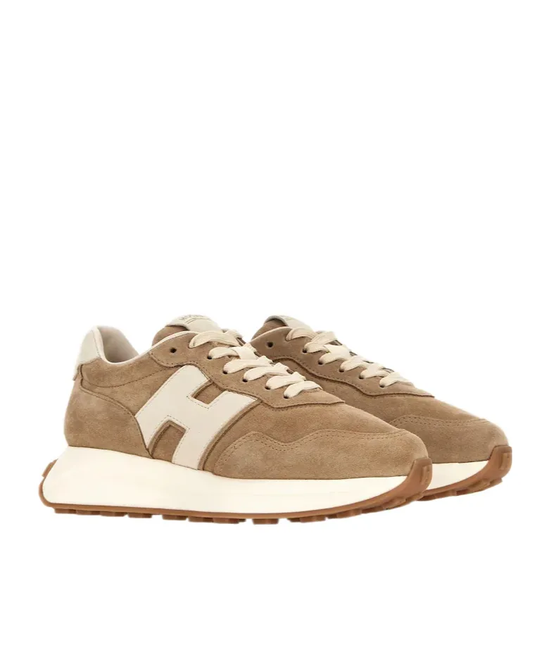 H641 Sneakers