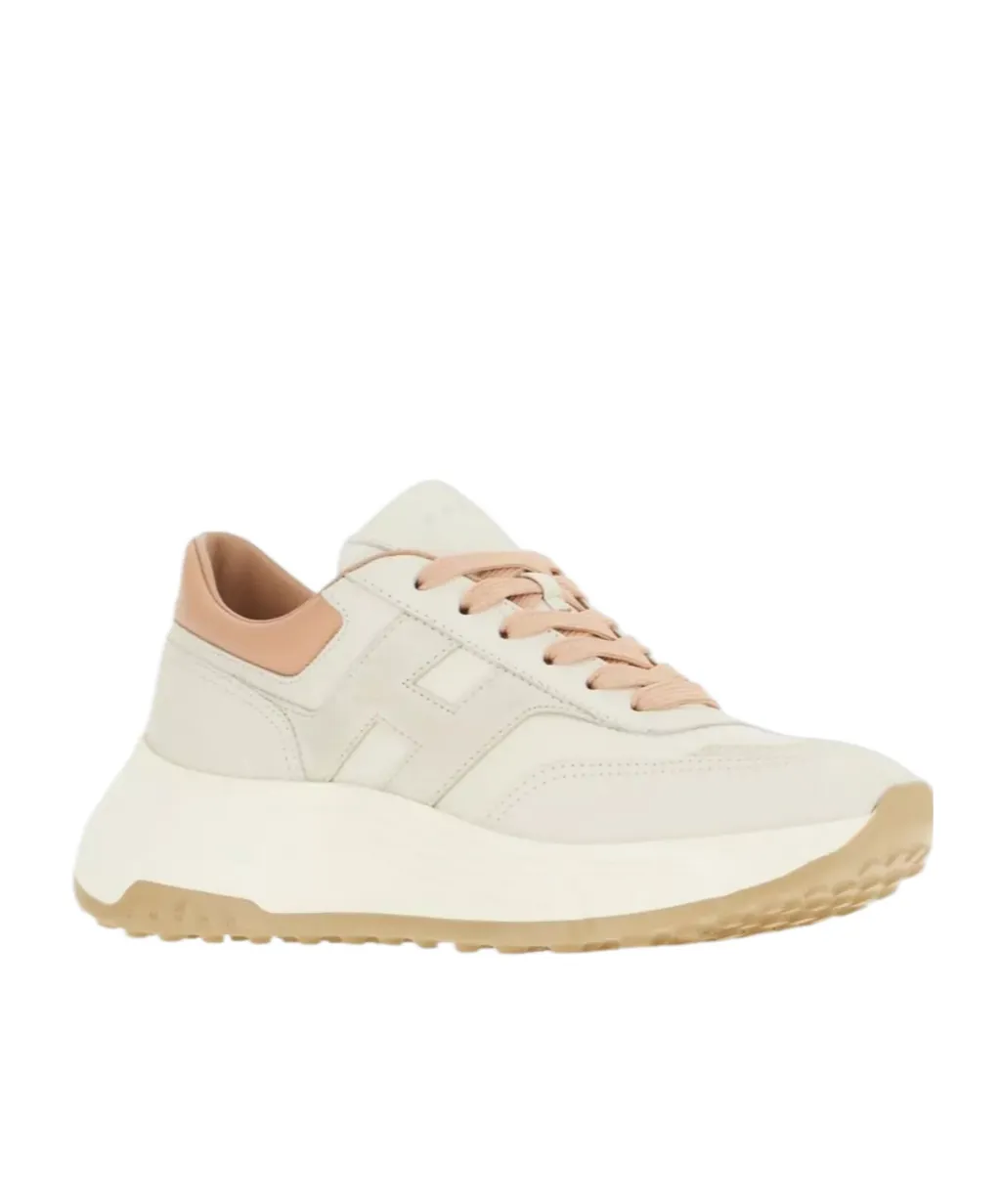 Hi-Fi Lace-Up Sneakers