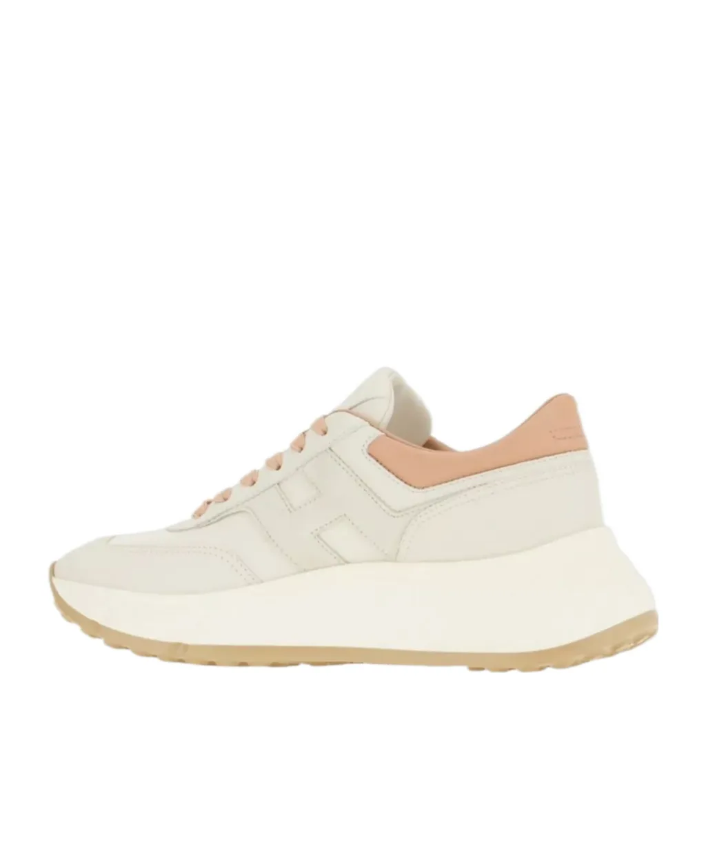 Hi-Fi Lace-Up Sneakers
