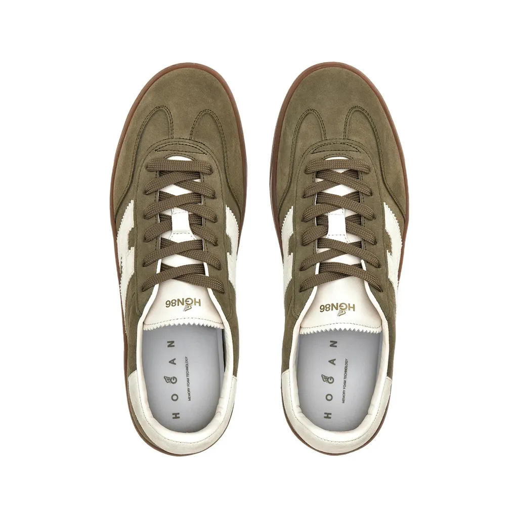 H647 Logo-Patch Low-Top Sneakers