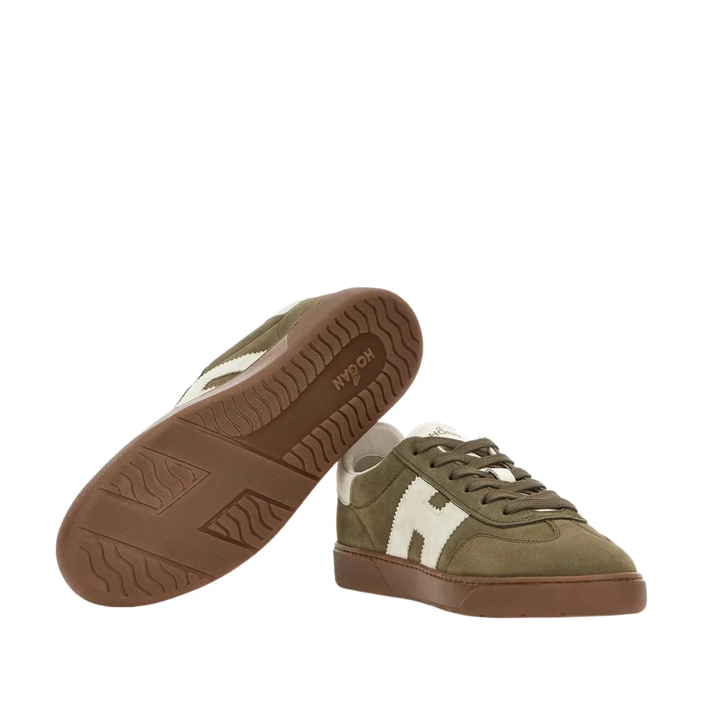 H647 Logo-Patch Low-Top Sneakers