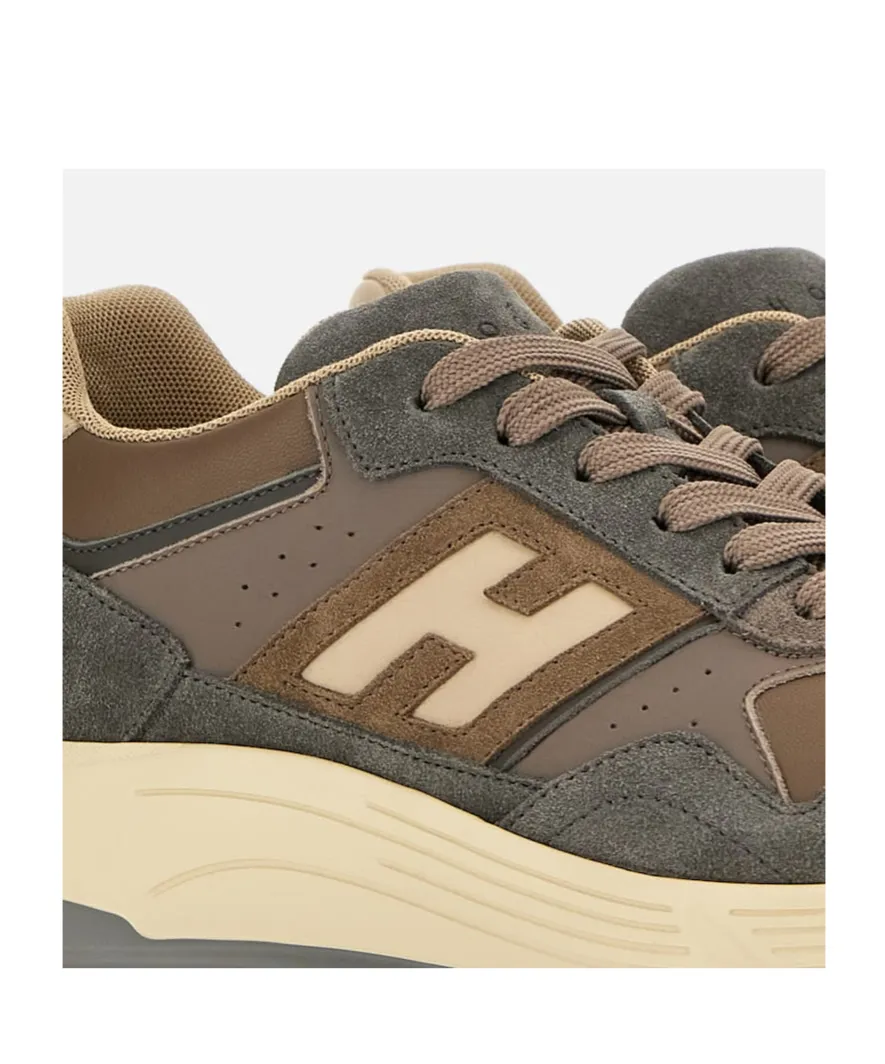 Hyperlight Side H Patch Sneakers