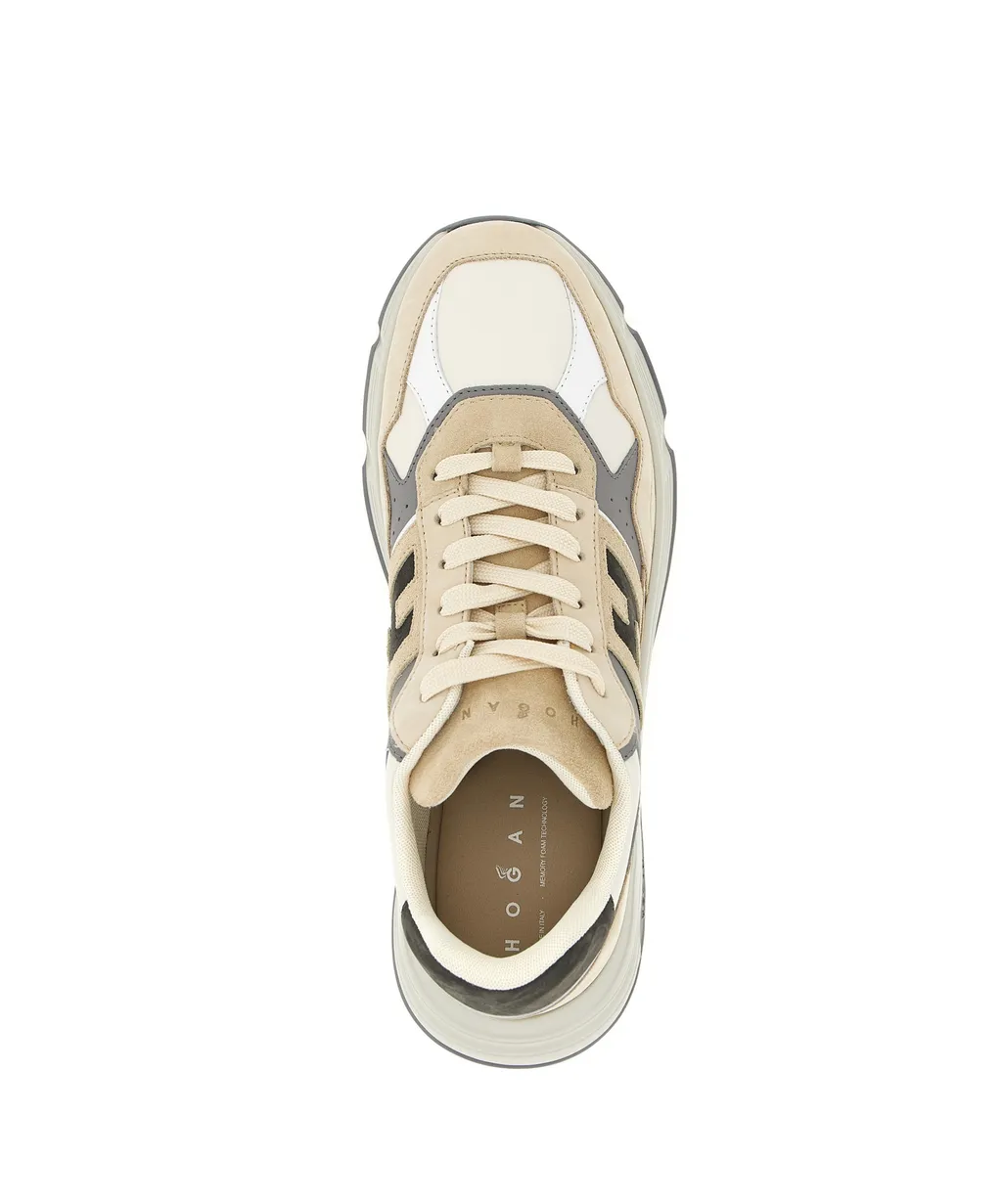 Hyperlight Sneakers