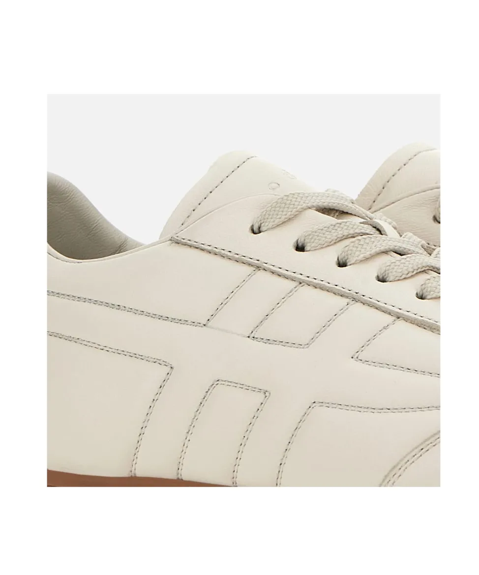 Olympia Round Toe Sneakers