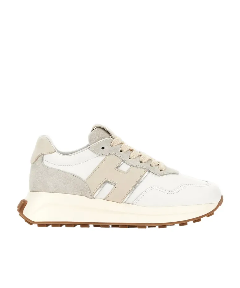 H641 Sneakers