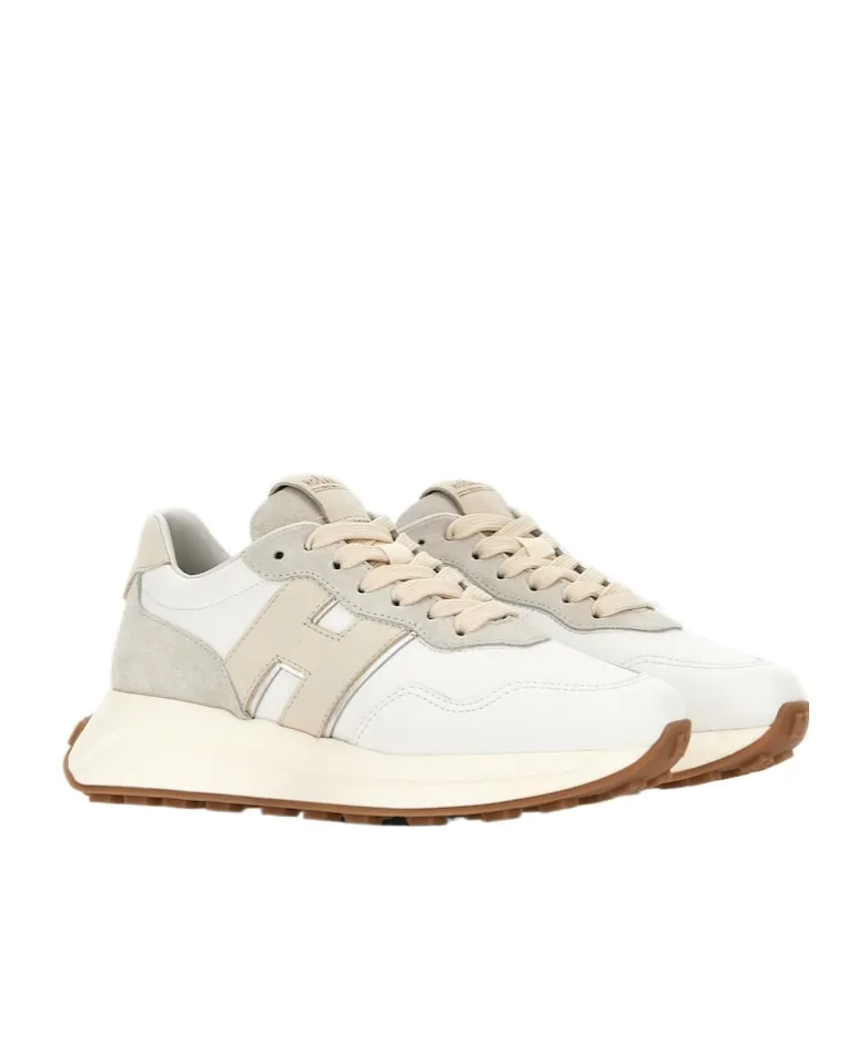 H641 Sneakers