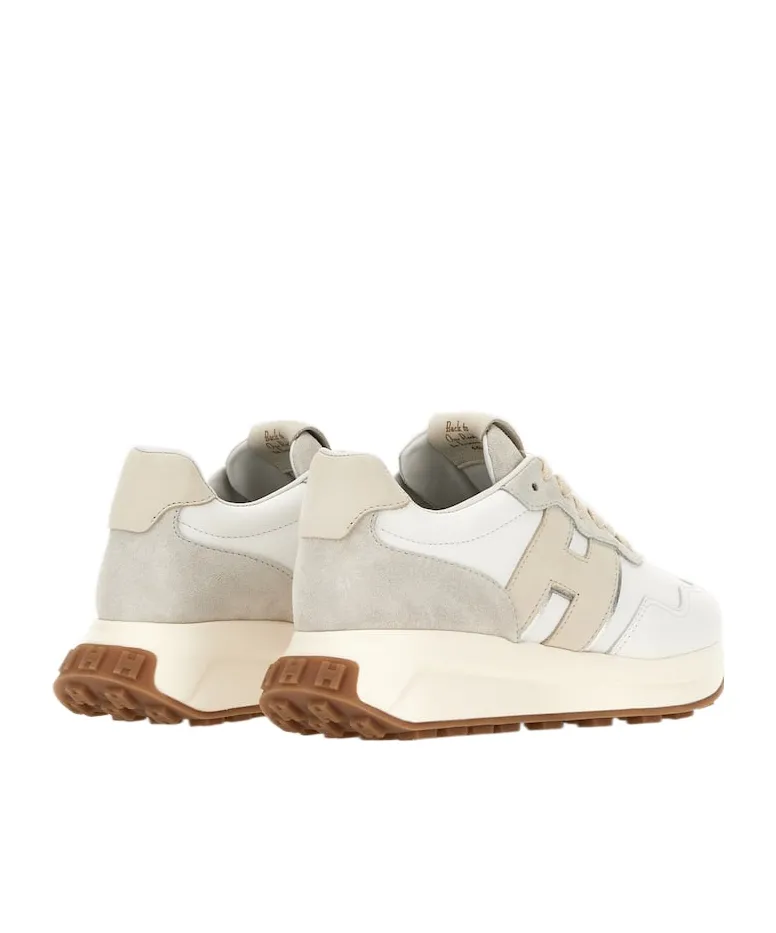 H641 Sneakers