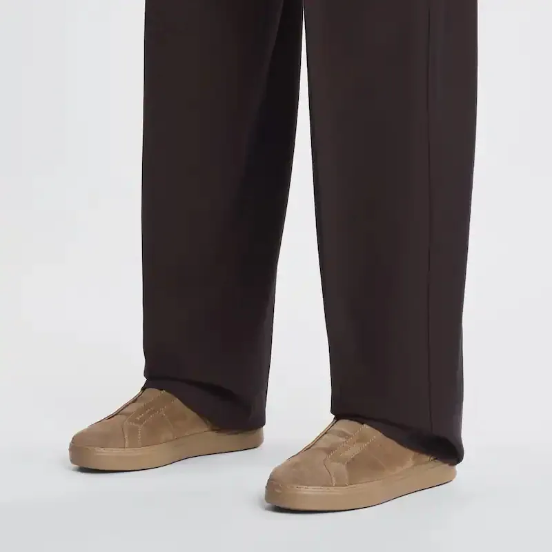 H-Tv Sneakers