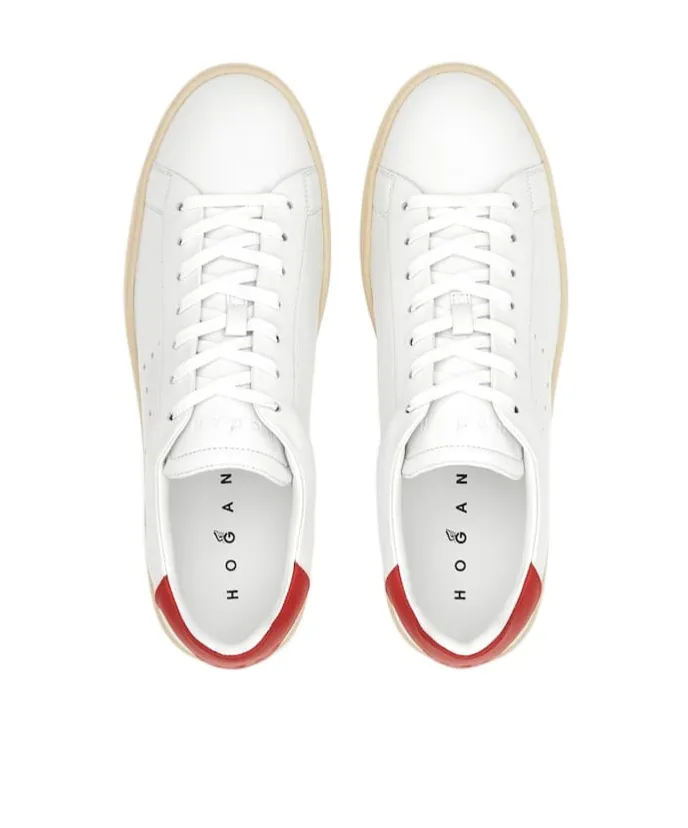 H672 Sneakers