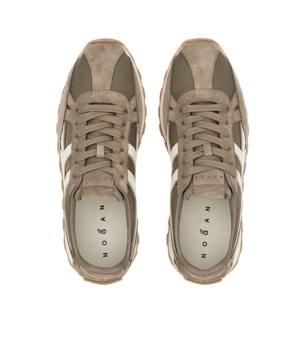H671 Side Logo Patch Sneakers