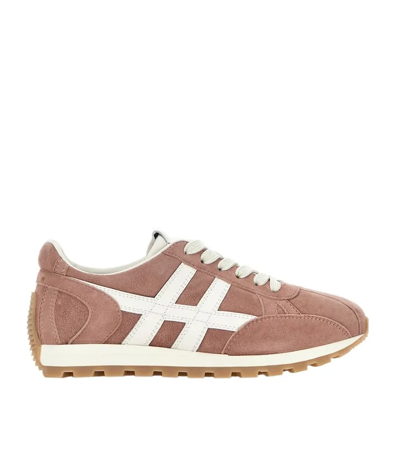 Logo Patch Low-Top Sneakers