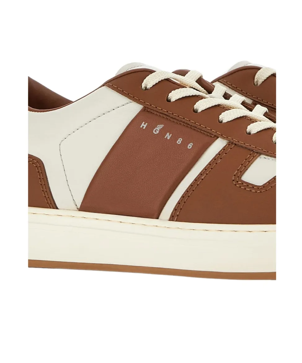 H-Tv Sneakers