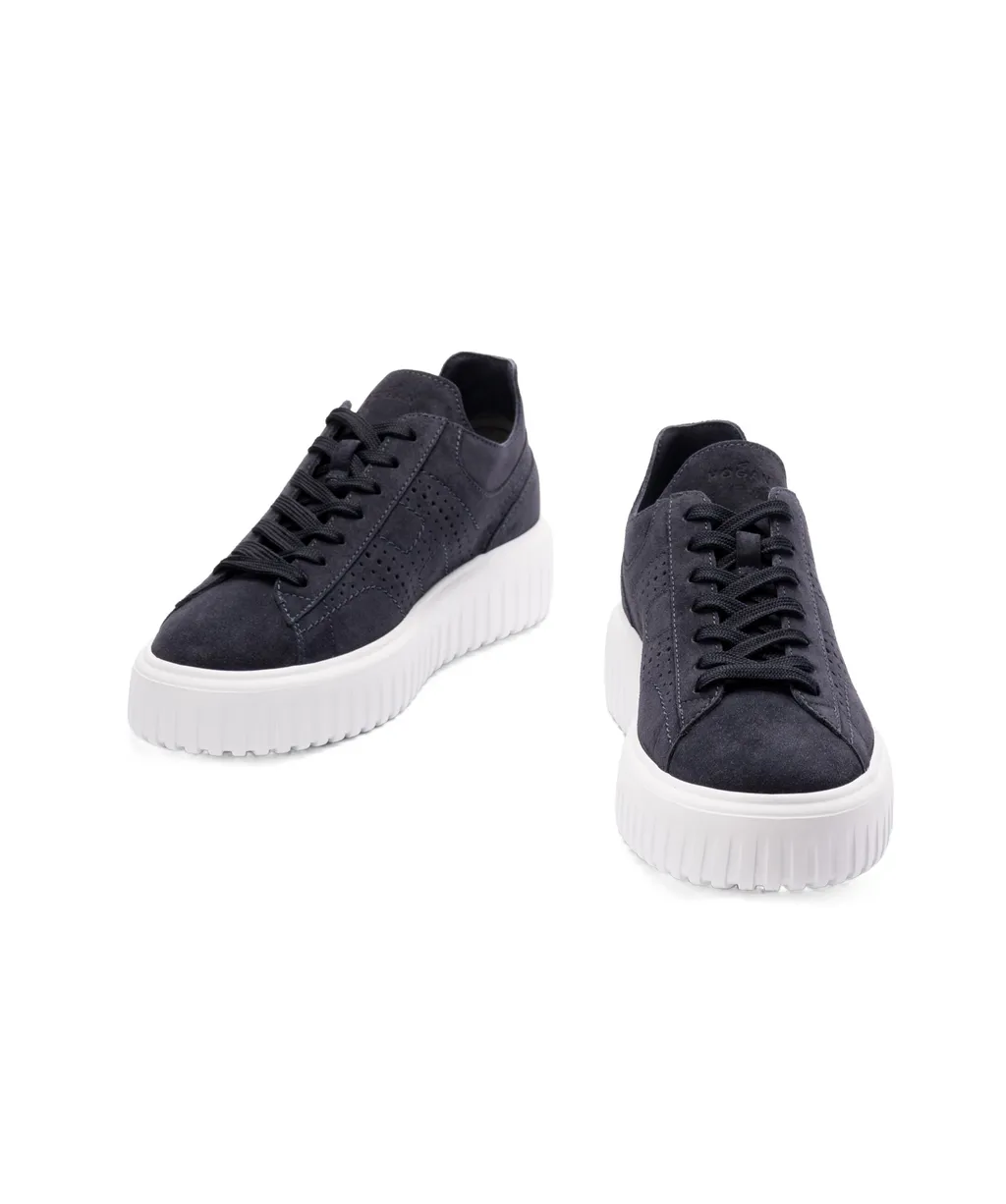 Round Toe Lace-Up Sneakers